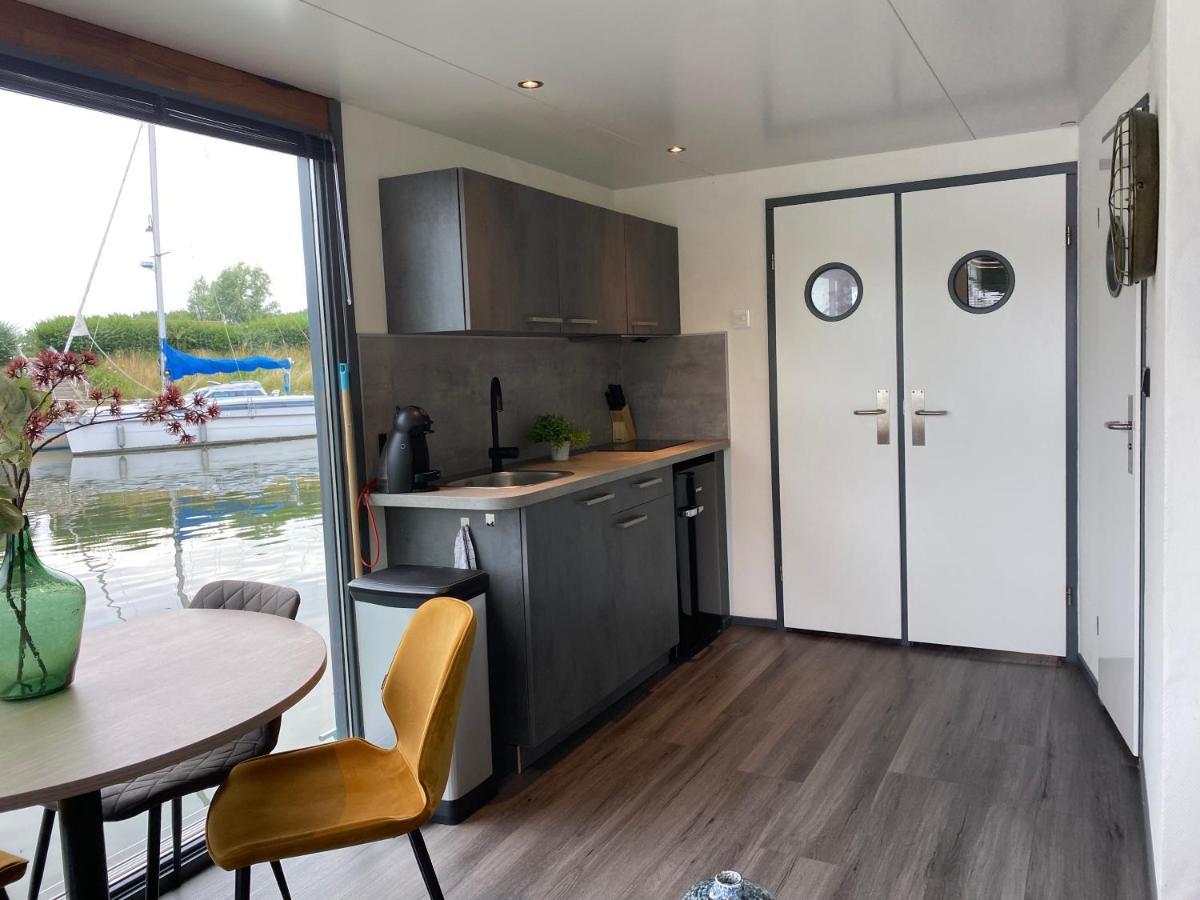 Hotel Houseboat De Amstel Monnickendam Exterior foto