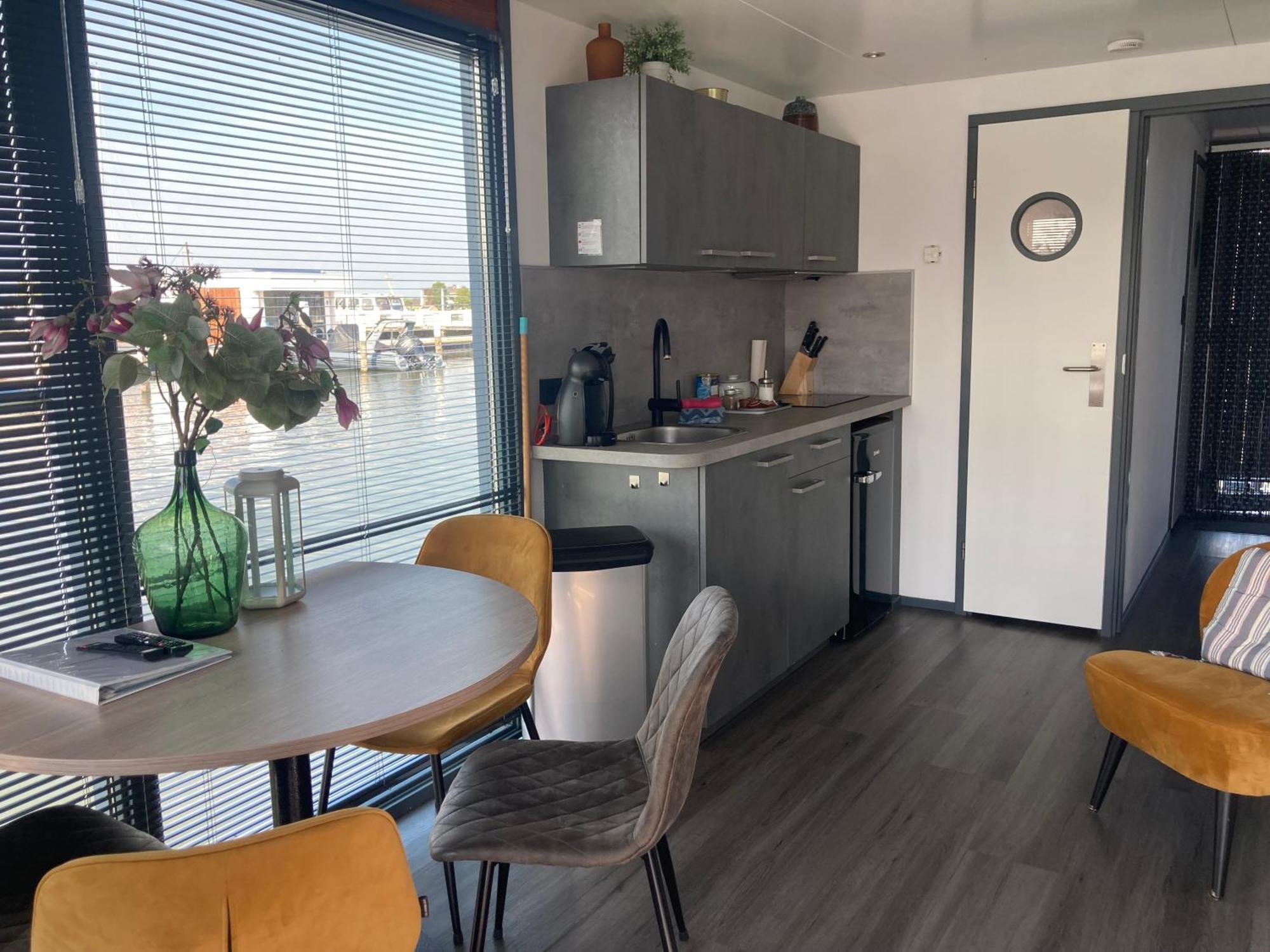 Hotel Houseboat De Amstel Monnickendam Exterior foto